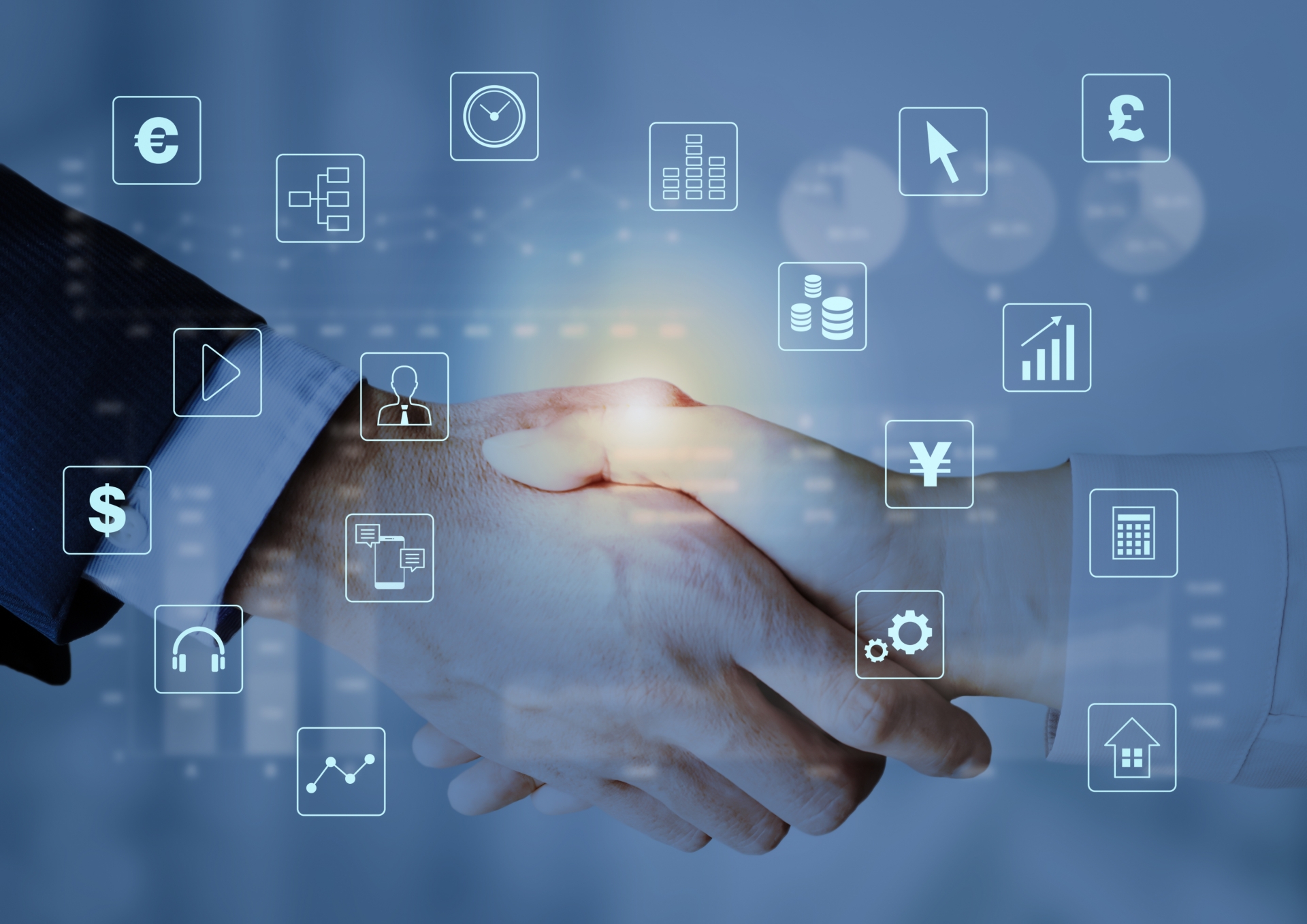 Web戦略とSEO・広告・改善施策を一気通貫で設計しているイメージ